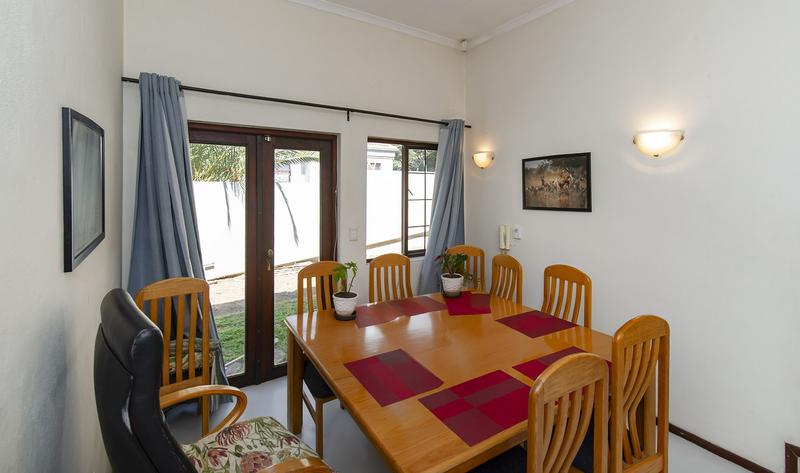 To Let 2 Bedroom Property for Rent in Rivonia Gauteng
