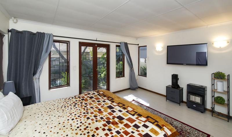 To Let 2 Bedroom Property for Rent in Rivonia Gauteng