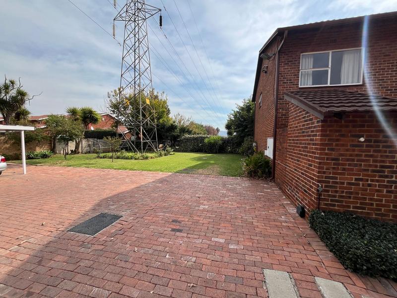 3 Bedroom Property for Sale in Bedford Gardens Gauteng