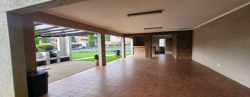 2 Bedroom Property for Sale in Bedfordview Gauteng