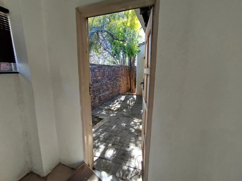 5 Bedroom Property for Sale in Sunward Park Gauteng