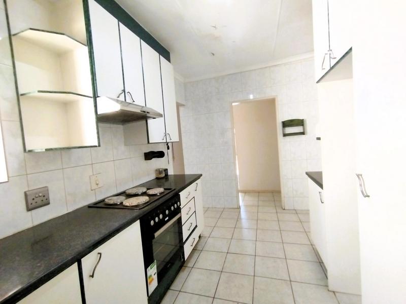 5 Bedroom Property for Sale in Sunward Park Gauteng
