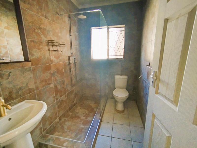 5 Bedroom Property for Sale in Sunward Park Gauteng