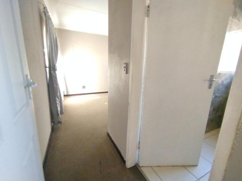 5 Bedroom Property for Sale in Sunward Park Gauteng