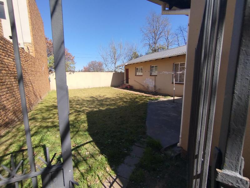 5 Bedroom Property for Sale in Sunward Park Gauteng