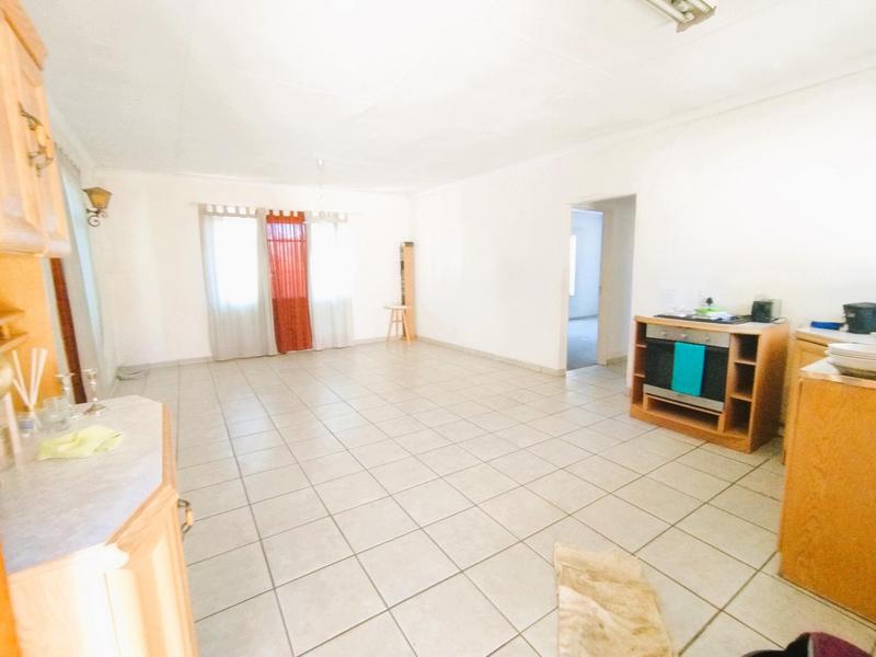 5 Bedroom Property for Sale in Sunward Park Gauteng