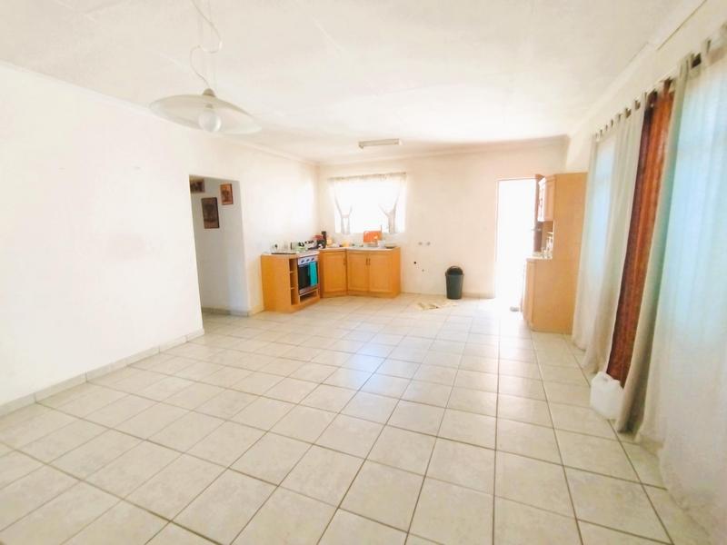 5 Bedroom Property for Sale in Sunward Park Gauteng