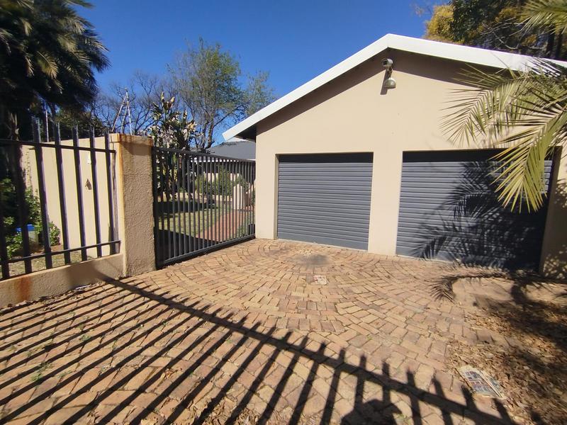 5 Bedroom Property for Sale in Sunward Park Gauteng