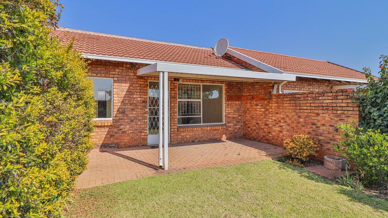 1 Bedroom Property for Sale in Edenvale Central Gauteng