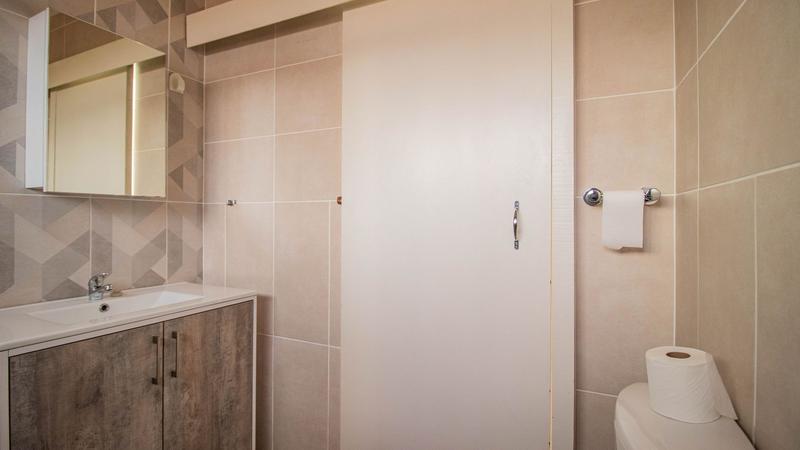 1 Bedroom Property for Sale in Edenvale Central Gauteng