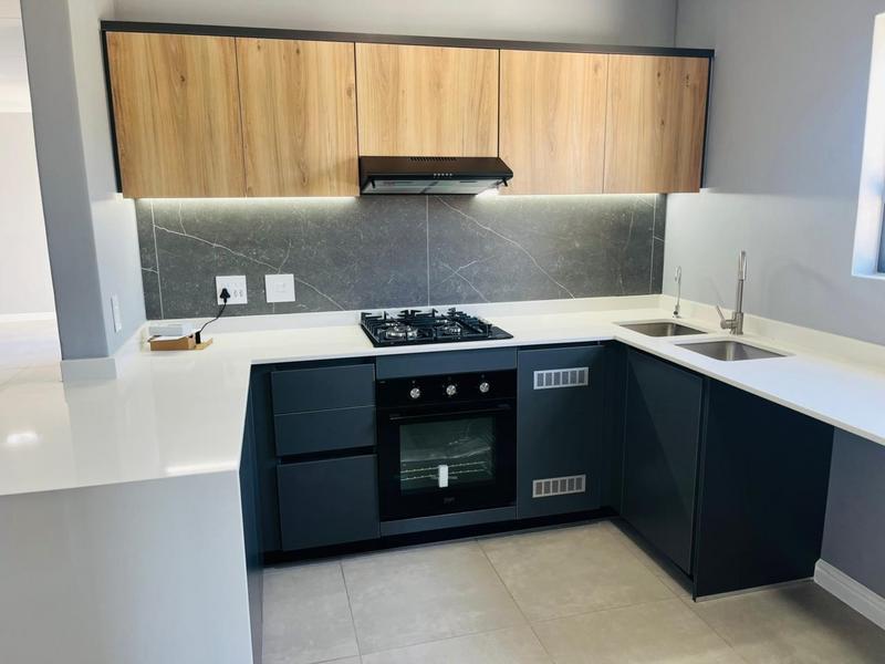 To Let 3 Bedroom Property for Rent in Waterfall Gauteng