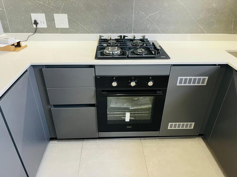 To Let 3 Bedroom Property for Rent in Waterfall Gauteng