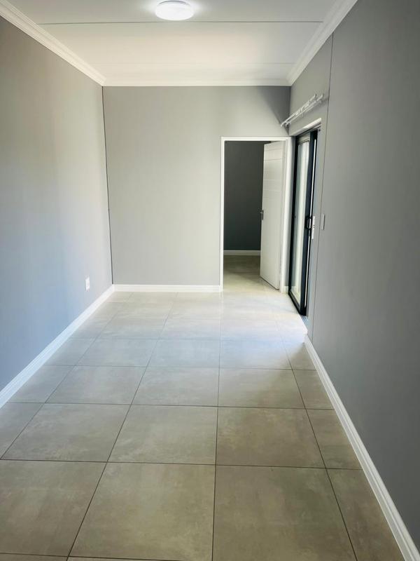 To Let 3 Bedroom Property for Rent in Waterfall Gauteng