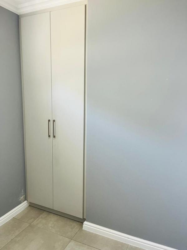 To Let 3 Bedroom Property for Rent in Waterfall Gauteng