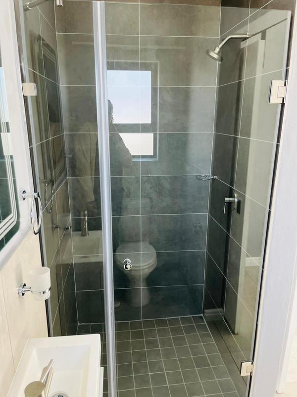 To Let 3 Bedroom Property for Rent in Waterfall Gauteng