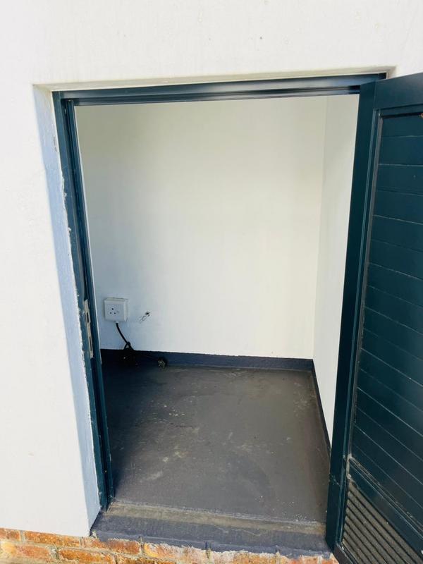 To Let 3 Bedroom Property for Rent in Waterfall Gauteng