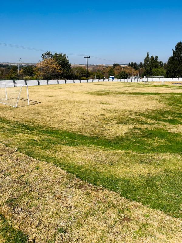 To Let 3 Bedroom Property for Rent in Waterfall Gauteng