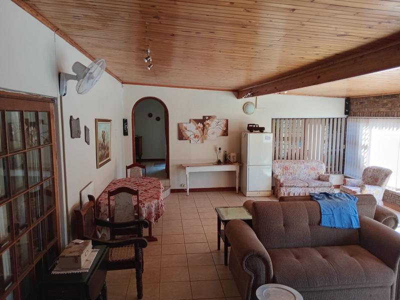 3 Bedroom Property for Sale in Hennopspark Gauteng