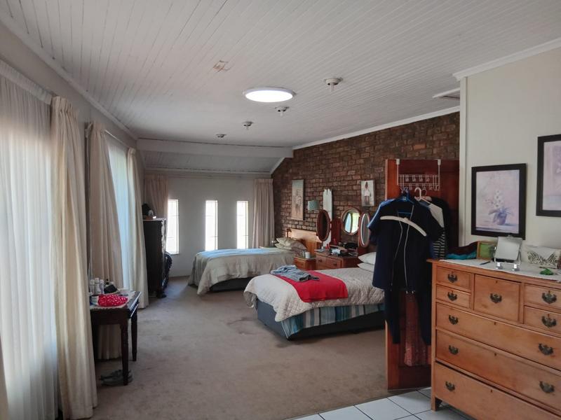 3 Bedroom Property for Sale in Hennopspark Gauteng