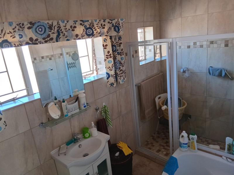 3 Bedroom Property for Sale in Hennopspark Gauteng