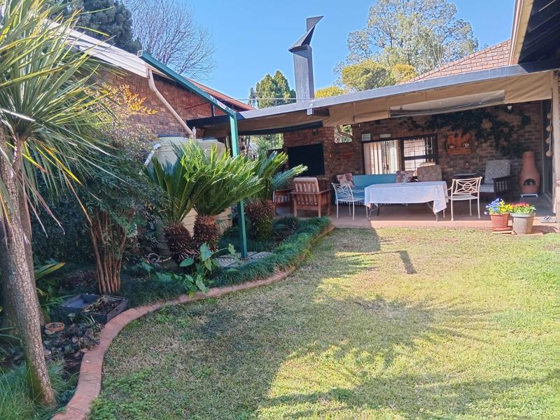 3 Bedroom Property for Sale in Hennopspark Gauteng
