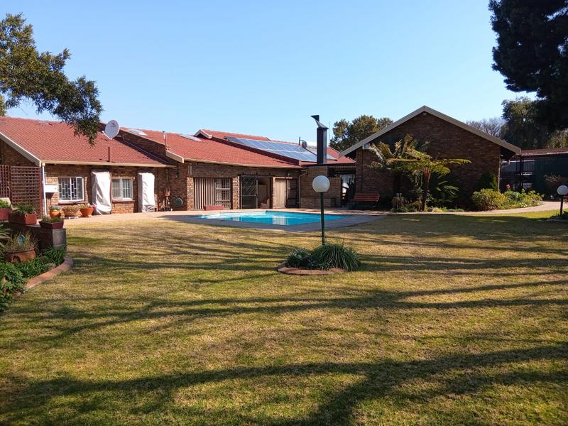 3 Bedroom Property for Sale in Hennopspark Gauteng
