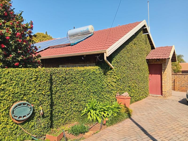 3 Bedroom Property for Sale in Hennopspark Gauteng