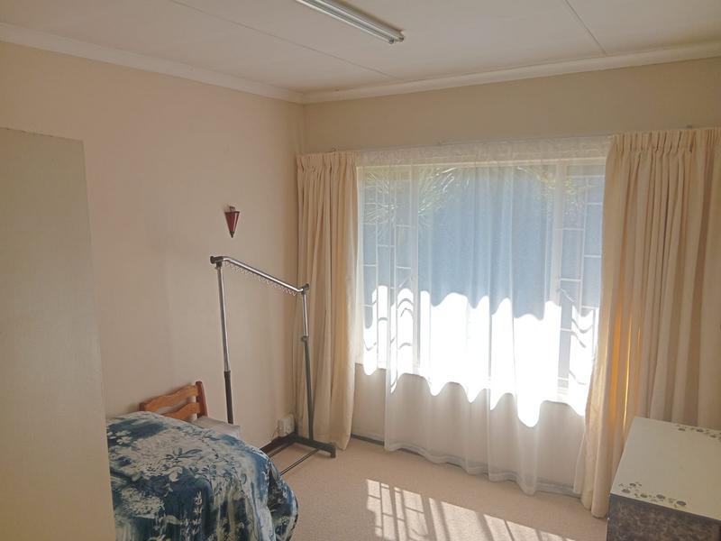 4 Bedroom Property for Sale in Hennopspark Gauteng