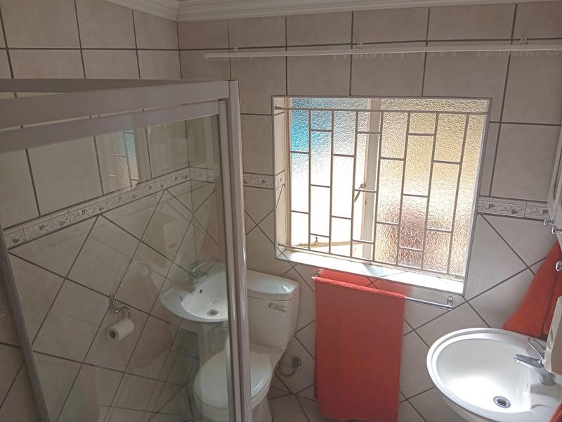 4 Bedroom Property for Sale in Hennopspark Gauteng
