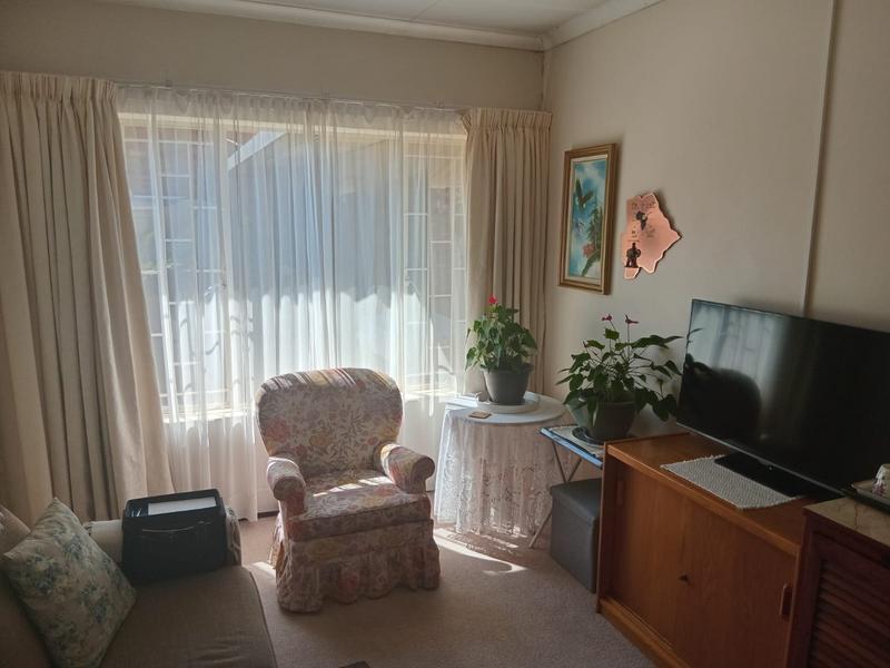 4 Bedroom Property for Sale in Hennopspark Gauteng