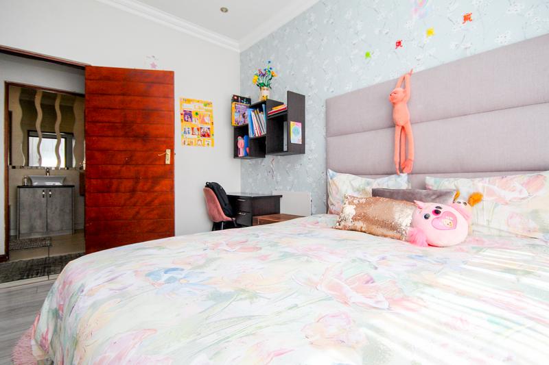3 Bedroom Property for Sale in Thatchfield Gauteng