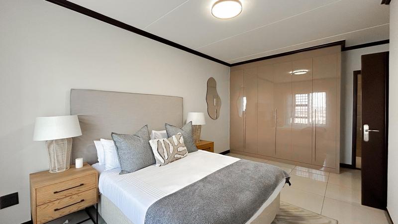 2 Bedroom Property for Sale in Blue Hills Gauteng