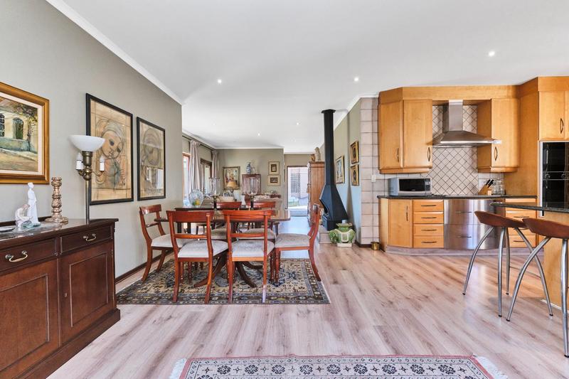 3 Bedroom Property for Sale in Cedar Lakes Gauteng