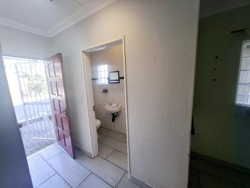 2 Bedroom Property for Sale in Sunninghill Gauteng