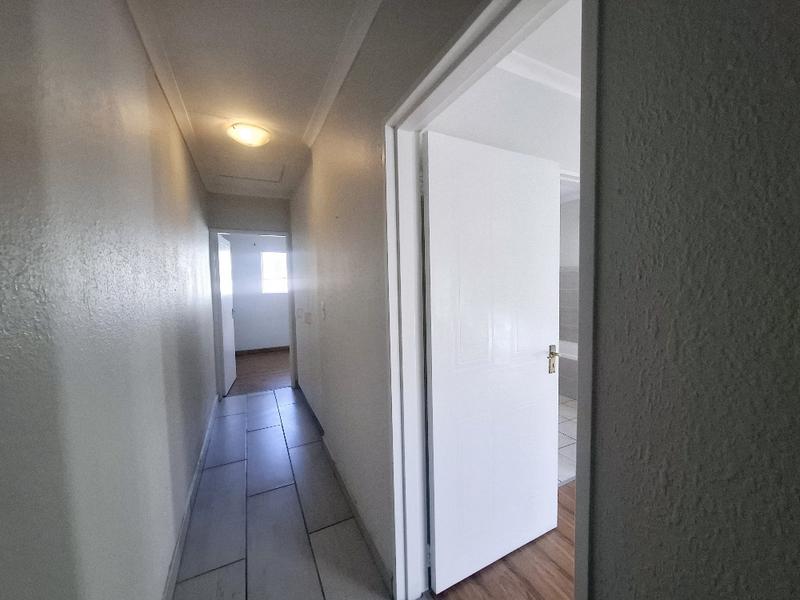 2 Bedroom Property for Sale in Sunninghill Gauteng