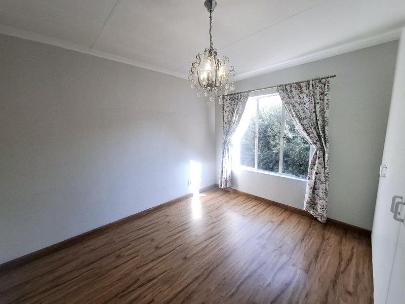 2 Bedroom Property for Sale in Sunninghill Gauteng