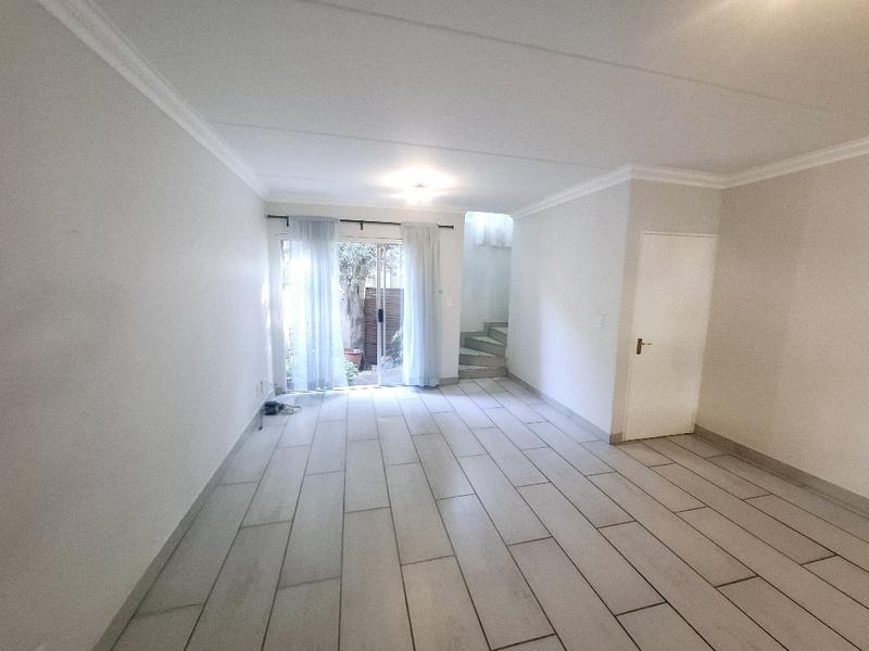 2 Bedroom Property for Sale in Sunninghill Gauteng