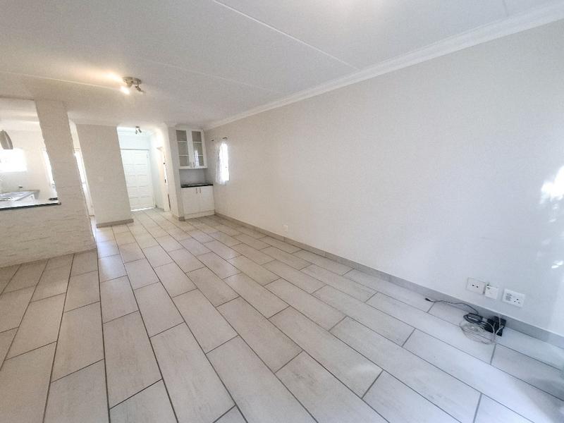 2 Bedroom Property for Sale in Sunninghill Gauteng
