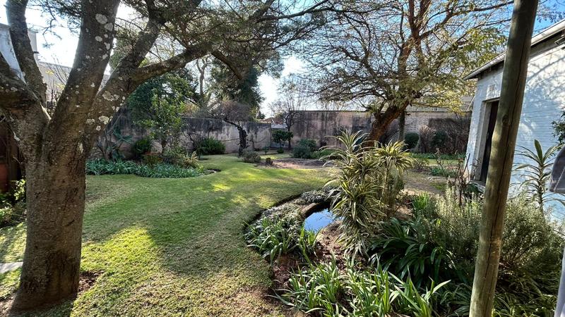 1 Bedroom Property for Sale in Parktown North Gauteng