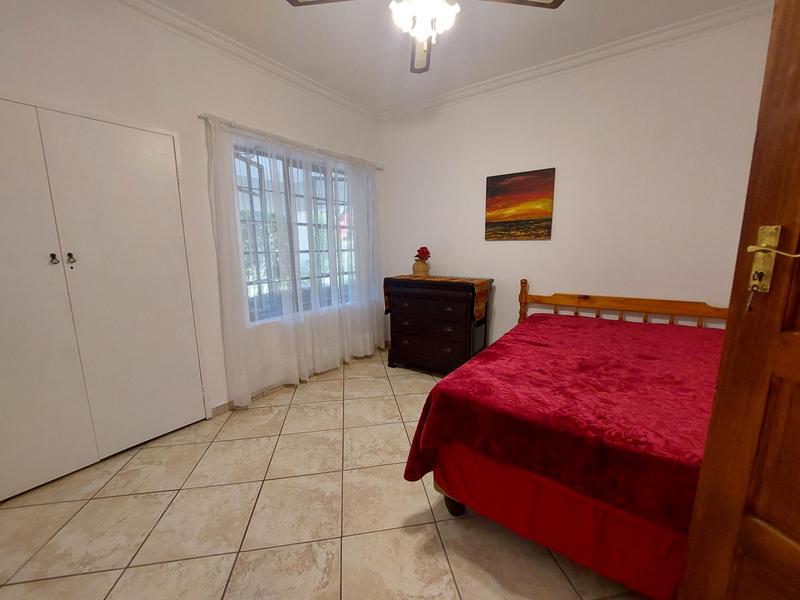 5 Bedroom Property for Sale in Waverley Gauteng