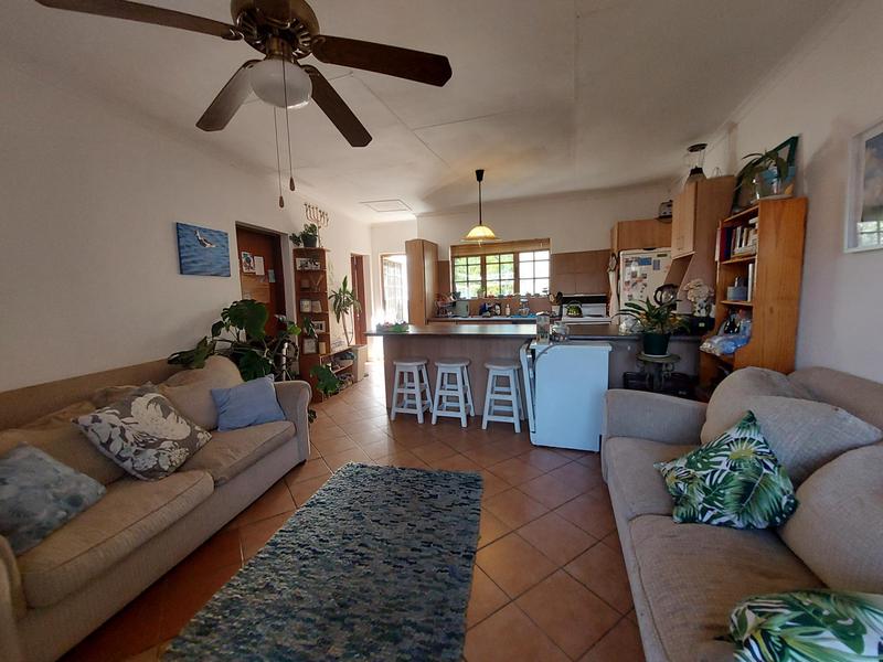 5 Bedroom Property for Sale in Waverley Gauteng