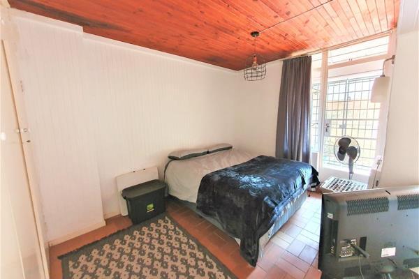 To Let 1 Bedroom Property for Rent in Linden Gauteng