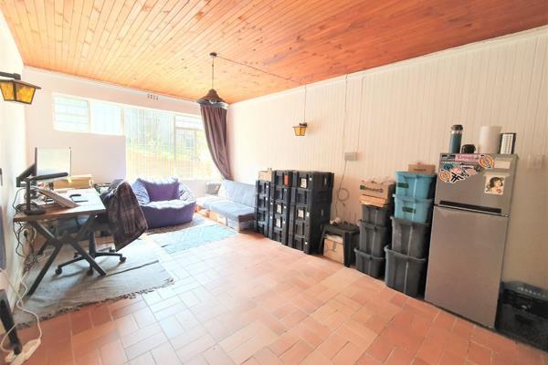 To Let 1 Bedroom Property for Rent in Linden Gauteng