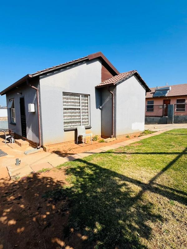 2 Bedroom Property for Sale in Cosmo City Gauteng
