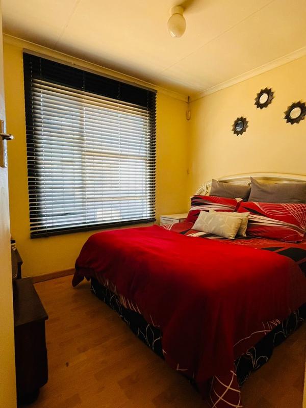 2 Bedroom Property for Sale in Cosmo City Gauteng