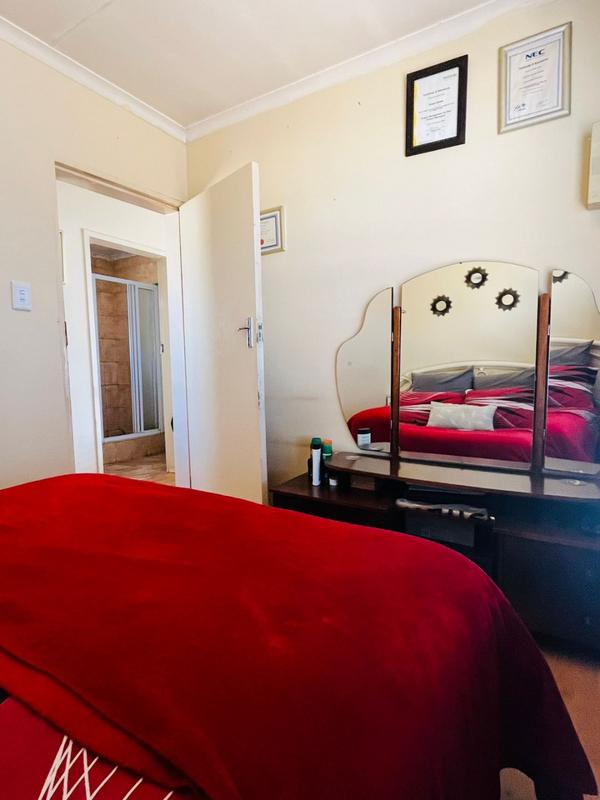 2 Bedroom Property for Sale in Cosmo City Gauteng