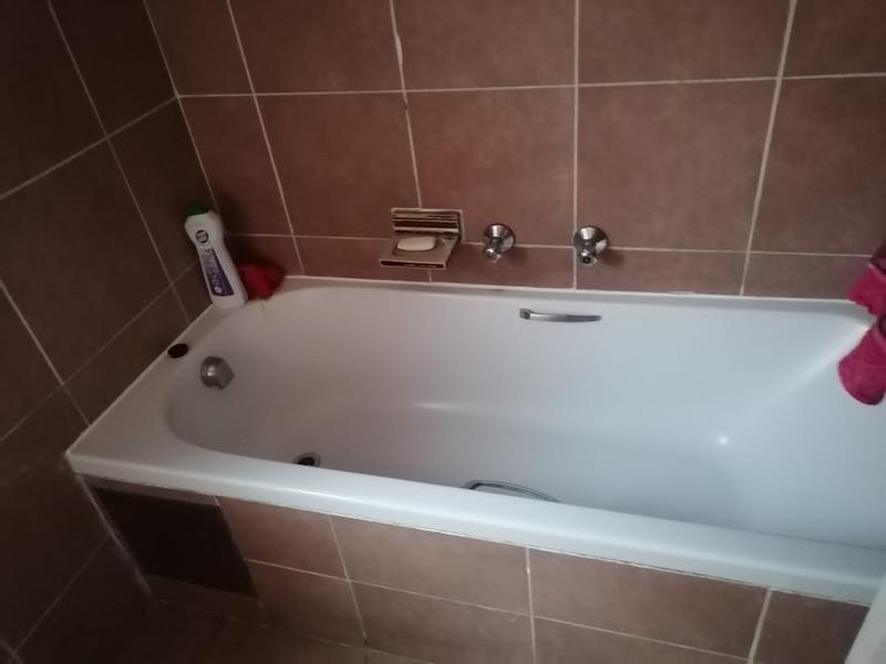 2 Bedroom Property for Sale in Birchleigh Gauteng