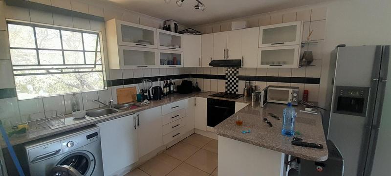 2 Bedroom Property for Sale in Vorna Valley Gauteng