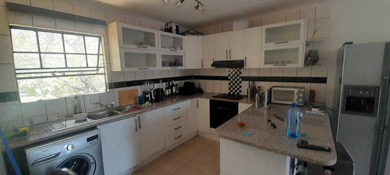 2 Bedroom Property for Sale in Vorna Valley Gauteng