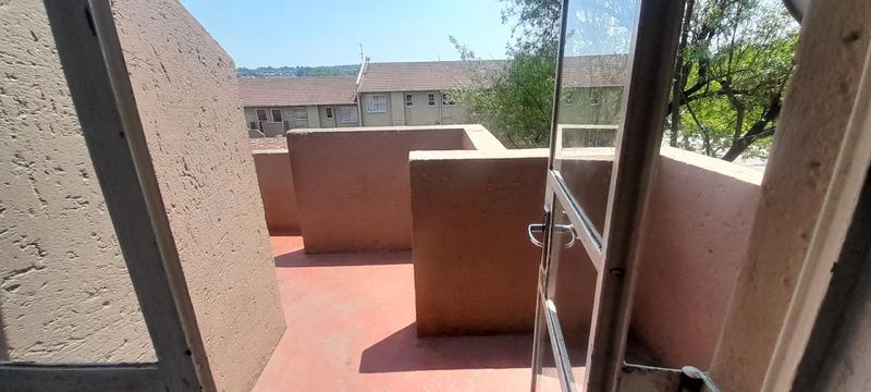 2 Bedroom Property for Sale in Vorna Valley Gauteng
